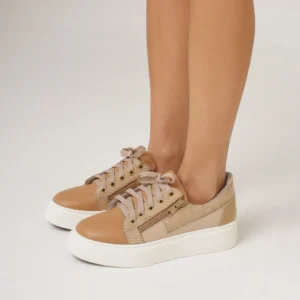 Jean camel