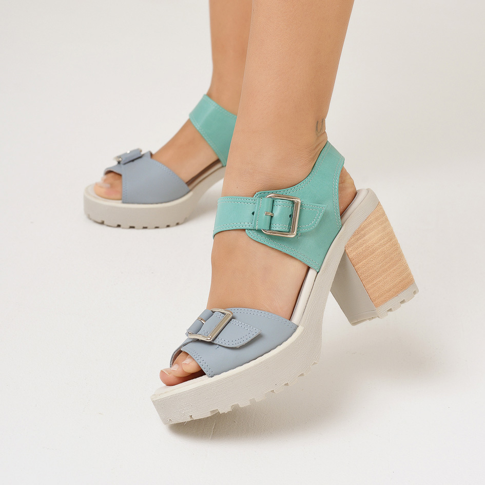 Iris celeste y aqua - Image 6